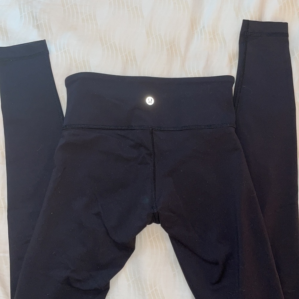Lululemon Wunder Under Leggings - Picture 2 of 5